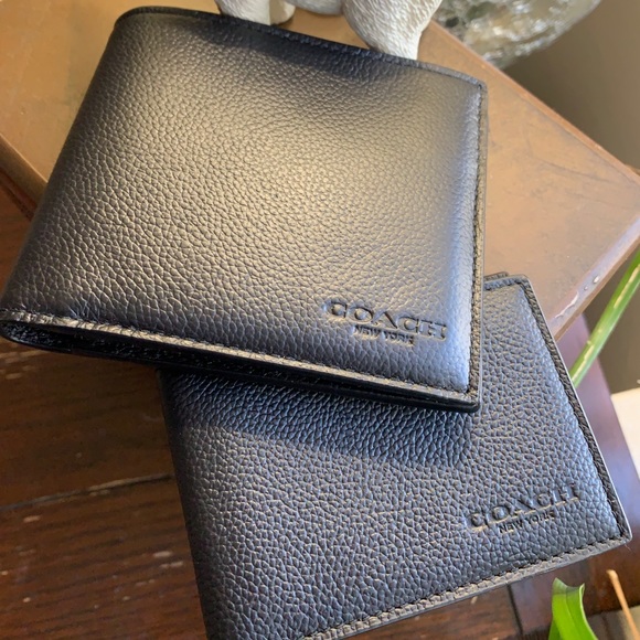 Coach Other - Authentic Coach Sport calf leather 2in1 wallet 🌿